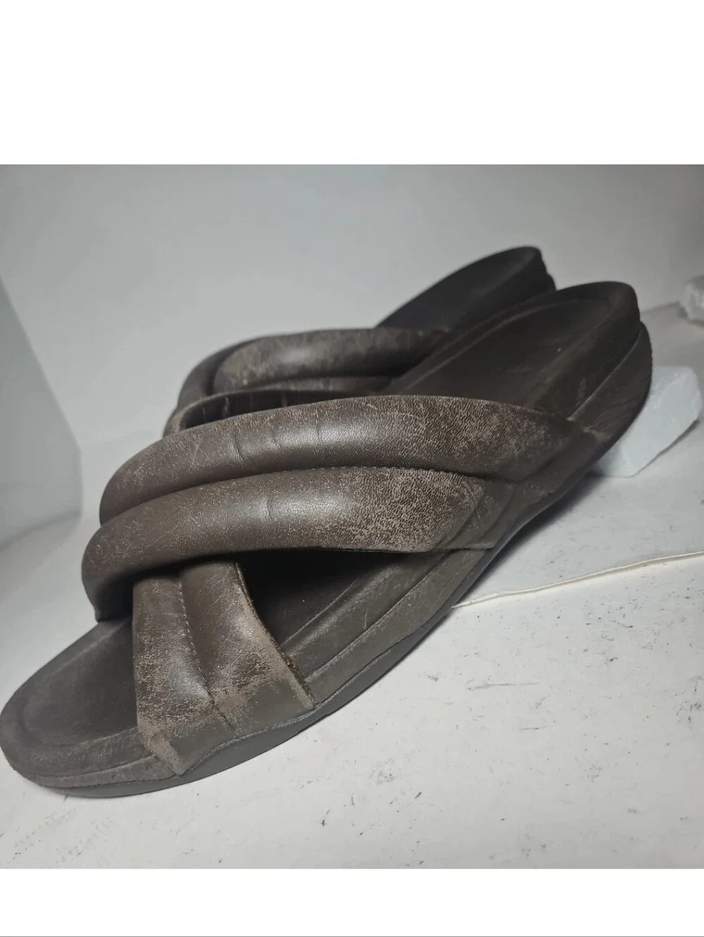 FitFlop men Brown Leather Slide Sandals Slip-On Solid 10.5 Standard[8D